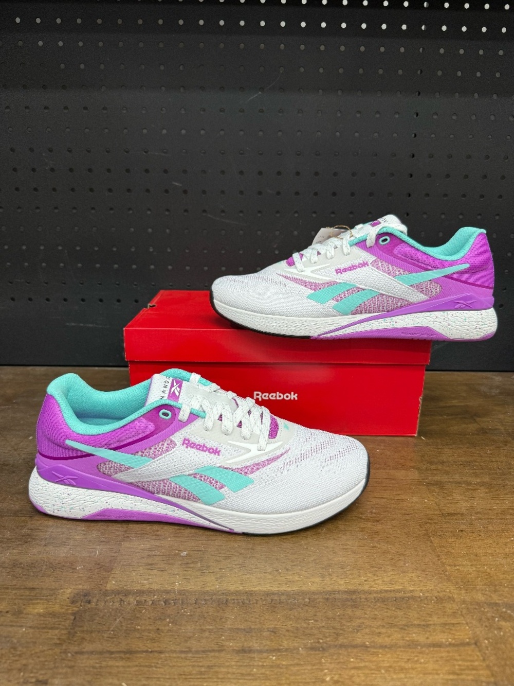 New W/ Damaged Box! Women's Reebok Nano X5 White Purple Teal Sneakers Size 10.5